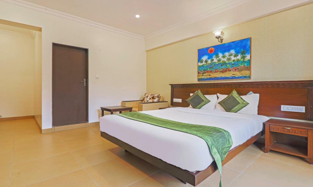 Treebo Premium Dona Eliza, 700 Metres From Calangute Beach Экстерьер фото