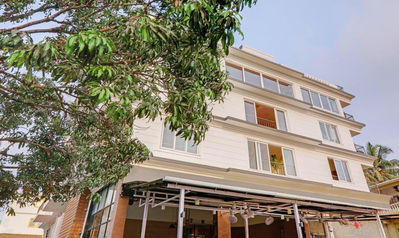Treebo Premium Dona Eliza, 700 Metres From Calangute Beach Экстерьер фото